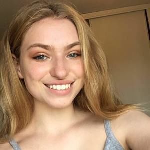 Meet your Posher, Tessa